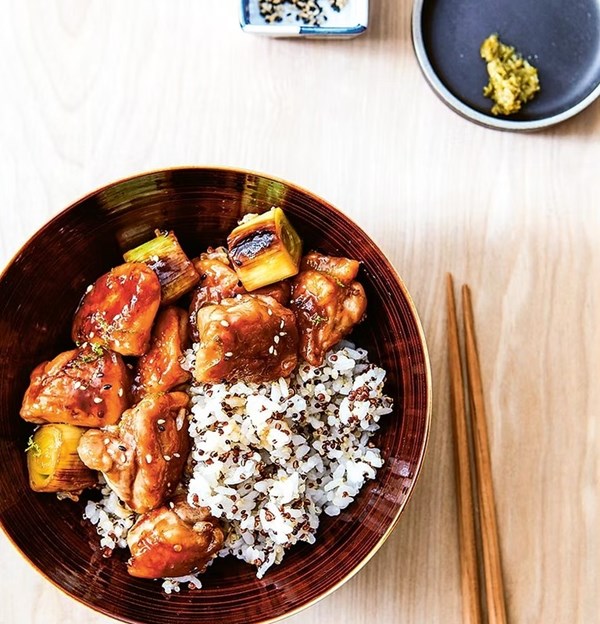 Chicken teriyaki with lime on quinoa rice (Tori no lime teriyaki don)