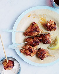 Chicken thigh kebabs with chile-yogurt sauce