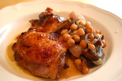 Chicken thighs and chickpeas with marmalade and mustard