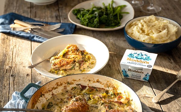 Chicken thighs with cider, wholegrain mustard and Rodda’s Cornish clotted cream 