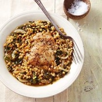 Chicken thighs with couscous & kale