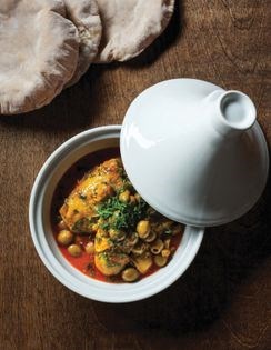 Chicken thighs with green olives