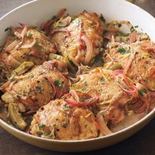 Chicken thighs with green olives and lemon (Pollo con olive e limone)