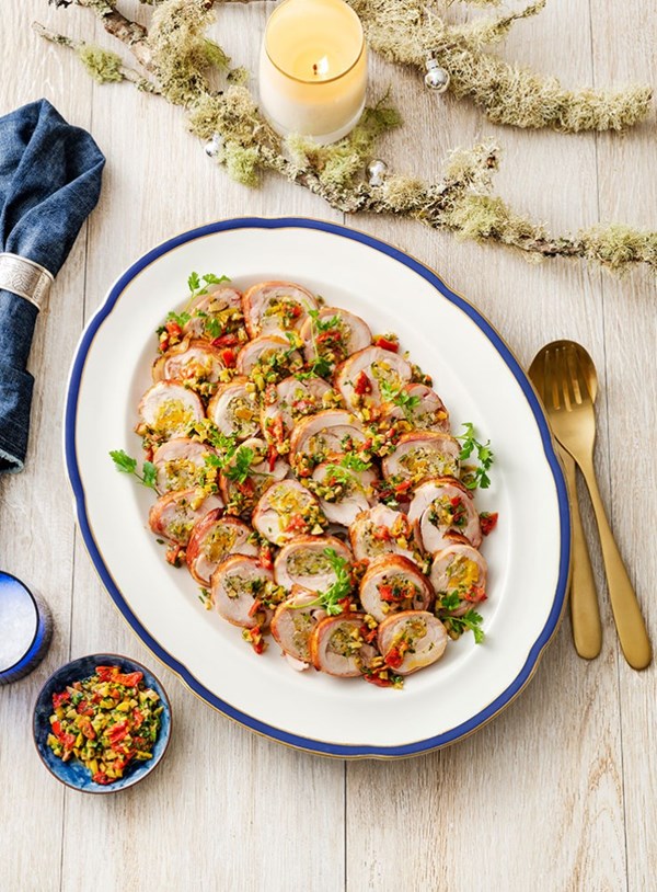 Chicken thighs with pistachio and apricot stuffing