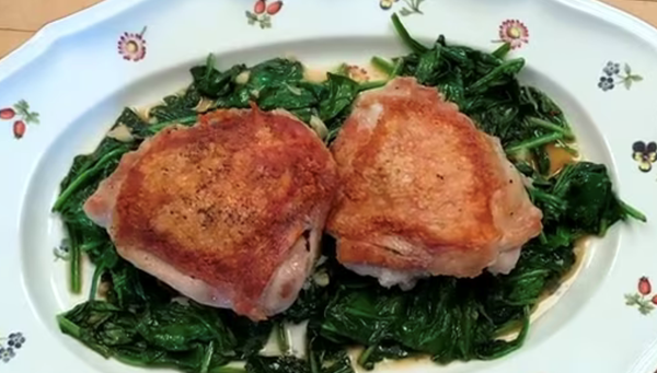 Chicken thighs with spinach