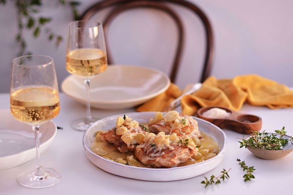 Chicken thighs with verjuice grape sauce