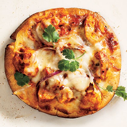 Chicken tikka pizzas