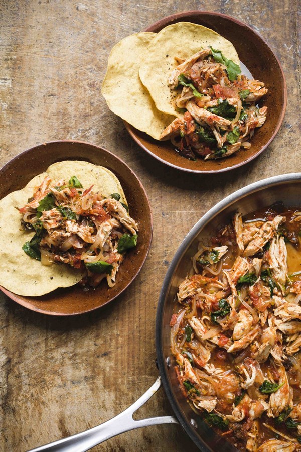 Chicken tinga (Tinga poblana de pollo)