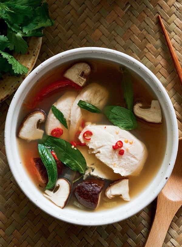 Chicken tom yum soup