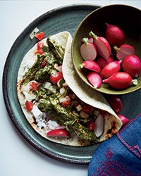 Chicken-tomatillo fajitas