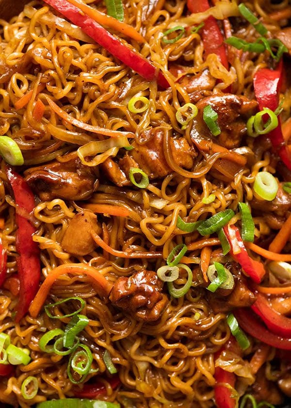Chicken vegetable ramen noodles