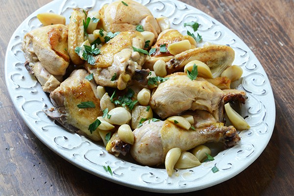 Chicken with 40 cloves of garlic