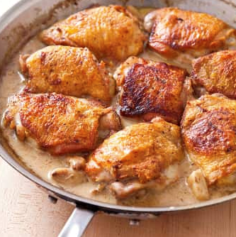 Chicken with 40 cloves of garlic