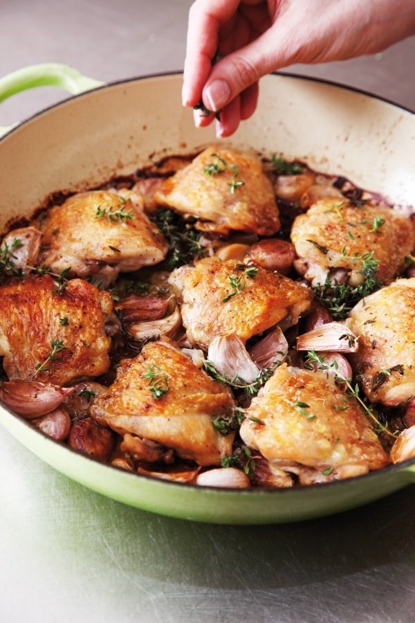 Chicken with 40 cloves of garlic