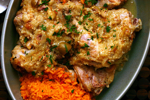 Chicken with almonds and green olives