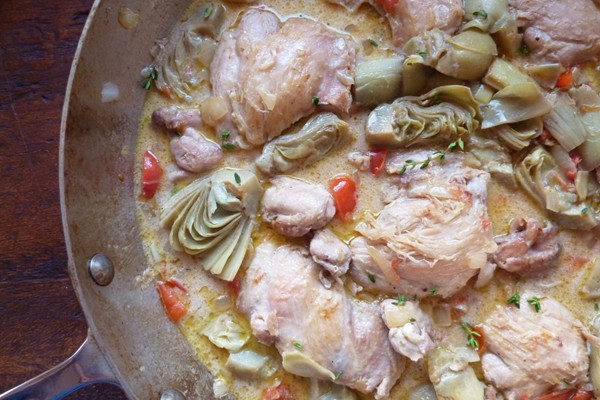 Chicken with artichokes in creamy mustard sauce