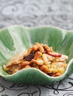 Chicken with cashews and Thai chilies