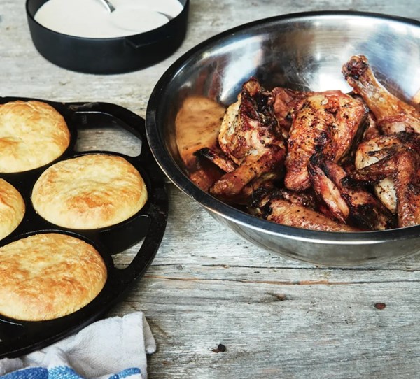 Chicken with chipotle white BBQ sauce