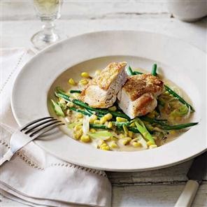 Chicken with creamy sweetcorn, green beans and spring onions