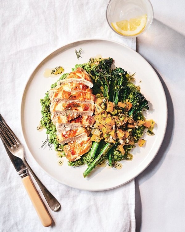 Chicken with crushed peas, tenderstem broccoli and a peach dressing 