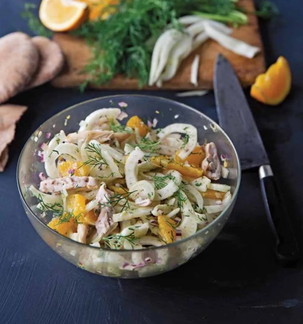 Chicken with fennel salad