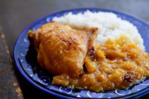 Chicken with mango chutney sauce