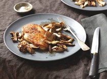 Chicken with mushrooms and wine