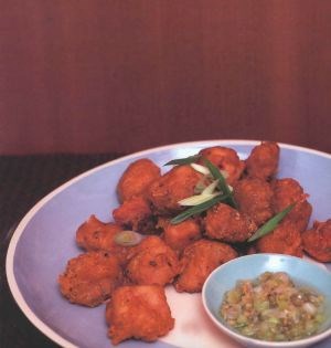Chicken with onion and ginger sauce