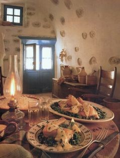 Chicken with parsley in egg-lemon sauce (Kotopoulo me maidano avgolemono)