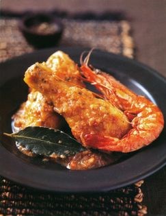 Chicken with prawns (Mar i muntanya: pollastre amb gambes)