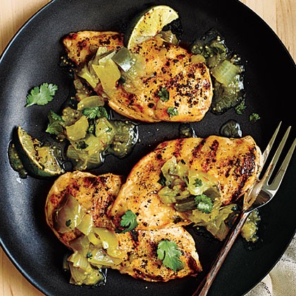 Chicken with quick chile verde