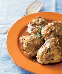 Chicken with red wine vinegar, tomato, and shallots
