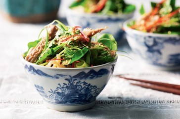 Chicken with Shanghai noodles