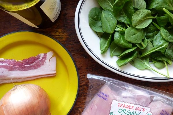 Chicken with spinach and warm bacon and shallot vinaigrette