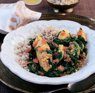 Chicken with spinach sauce