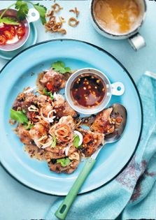 Chicken with tamarind sauce, shallots & pickled chillies