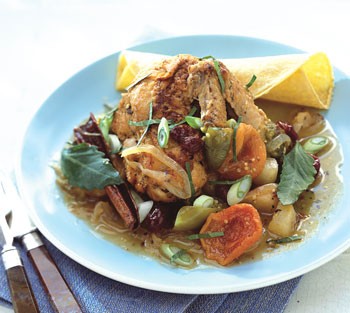 Chicken with tomatillo sauce and braised fruit