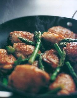 Chicken with wholegrain mustard asparagus