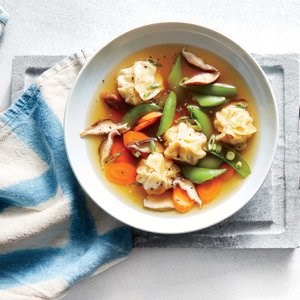 Chicken wonton soup