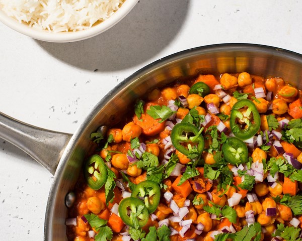 Chickpea and carrot curry