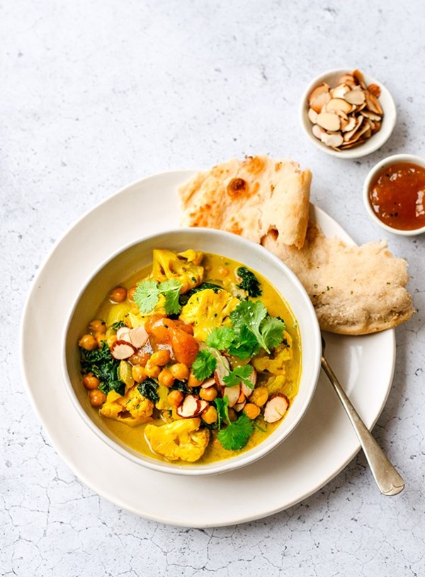 Chickpea and cauliflower curry