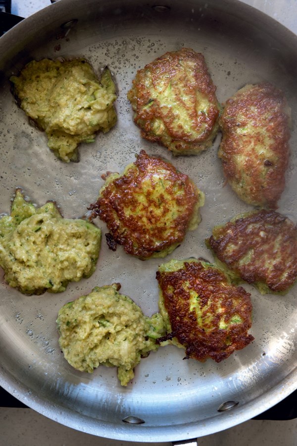 Chickpea and courgette fritter wrap