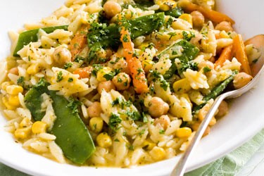 Chickpea and orzo soup