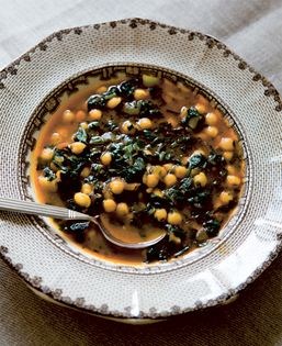 Chickpea and spinach soup