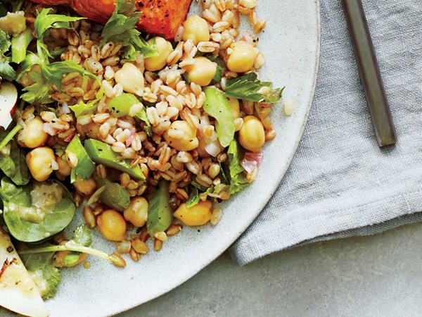 Chickpea-farro salad