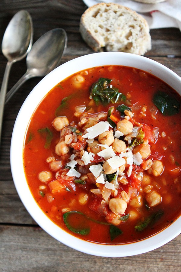 Chickpea farro soup