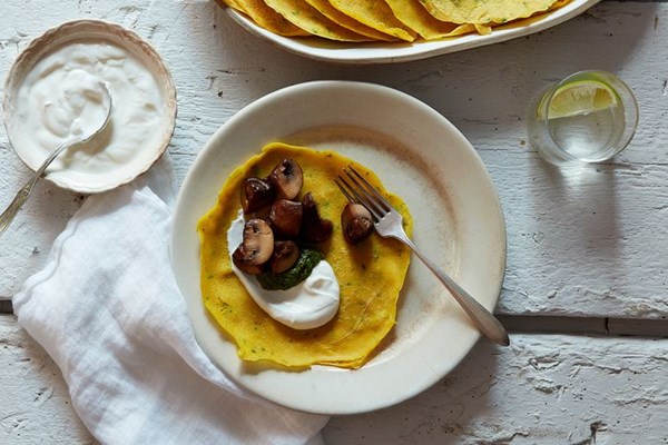 Chickpea flour pancakes (Pudla)