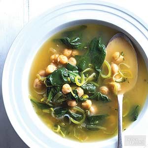 Chickpea, leek & spinach soup