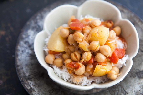 Chickpea potato curry