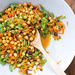 Chickpea salad with carrots, arugula, and olives
